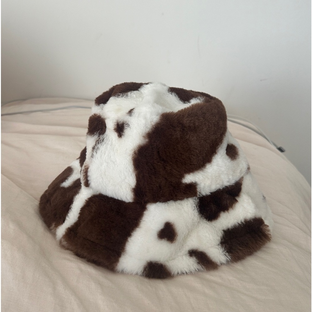 Urban Outfitters Bucket Hat